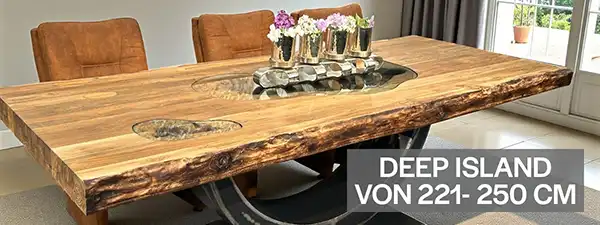 Entdecke den Esstisch Deep Island aus Massivholz in 221-250 cm Länge. Handgefertigt aus recyceltem Teakholz, robust, nachhaltig und einzigartig im Design.
